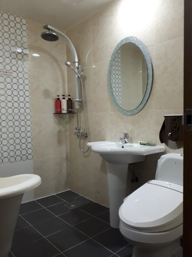 Tiffany Motel Мокпо Экстерьер фото